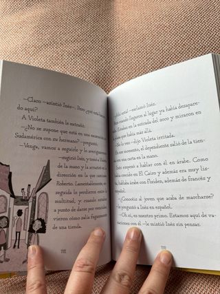 Violeta y el misterio de la momia