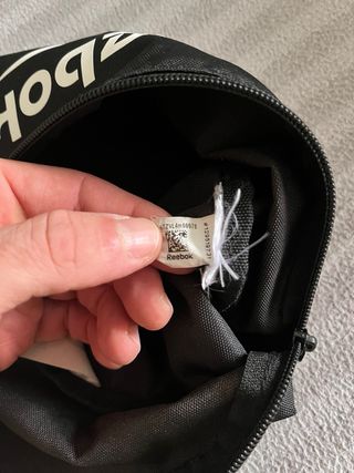 Riñonera Reebok negra