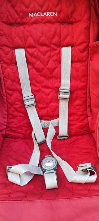 Silla paseo Maclaren roja