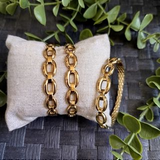 Brazaletes dorados con brillantes