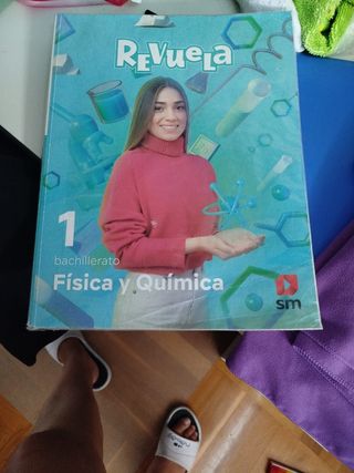 Física y Química. 1 Bachillerato. Revuela