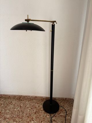 Lámpara pie vintage - metal negro y dorado
