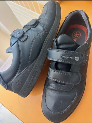 Zapato colegial Biomecanics colegiales t.40