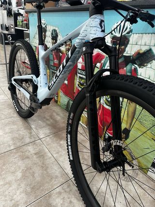 SCOTT SPARK RC PRO 2026
