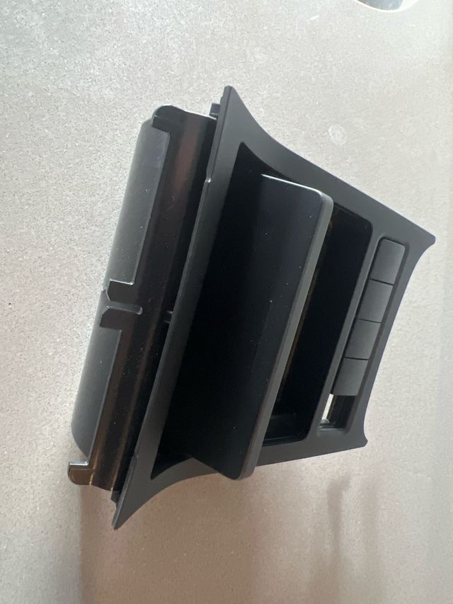 cenicero Portaobjetos VW Golf VI