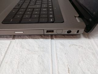 Portátil HP G72-B30SS Gris (1717)