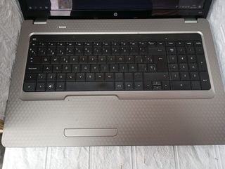 Portátil HP G72-B30SS Gris (1717)