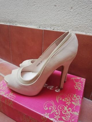 Tacones beige mujer talla 37