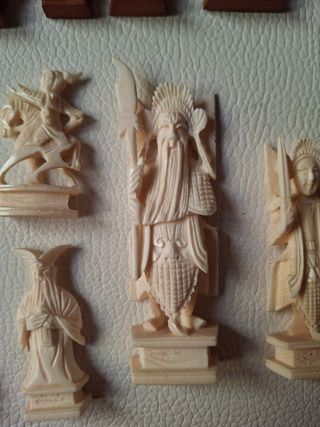 Scacchiera vintage, materiali preziosi "no oro"