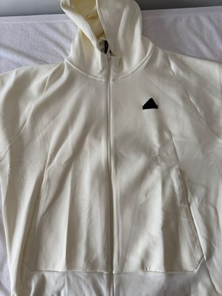 Chaqueta Adidas Z.N.E blanca con capucha