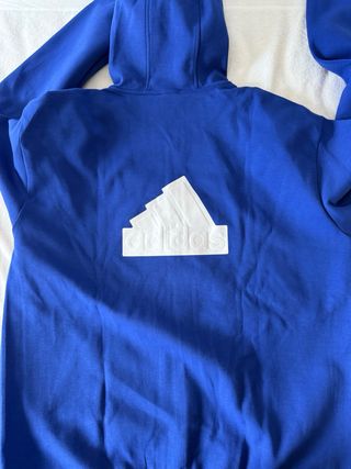 Chaqueta Adidas azul con capucha
