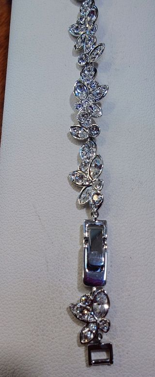 Conjunto Swarovski: Collar, Pendientes & Pulsera