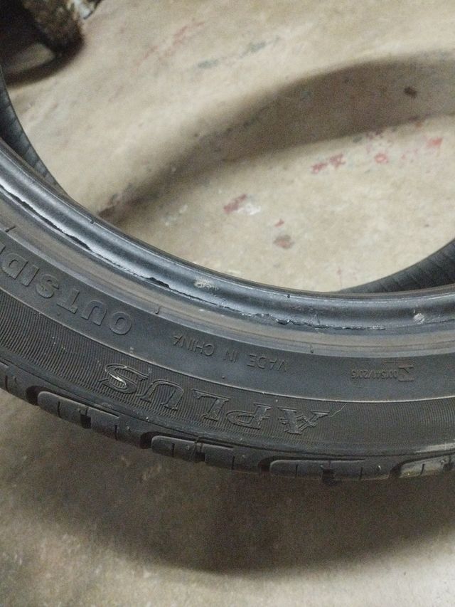 Neumático 205/45/17 usado