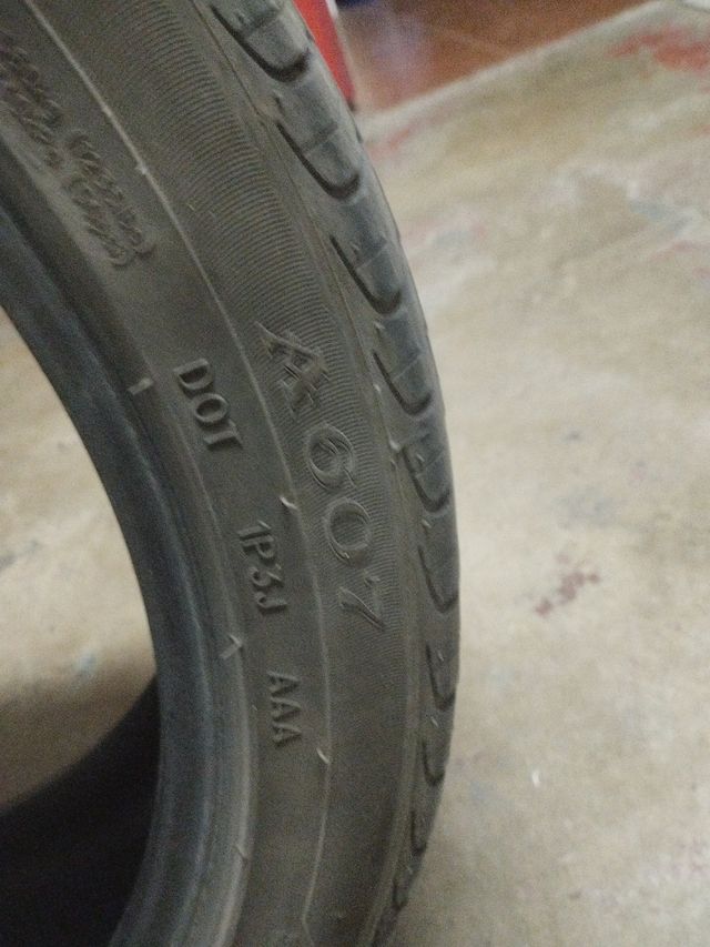 Neumático 205/45/17 usado