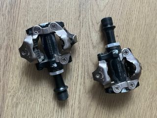 Pedales Shimano MTB