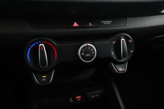 Kia Stonic 1.2 CVVT 62kW 84CV Concept EcoDynam