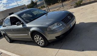 Volkswagen Passat 2003