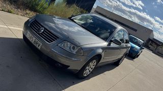 Volkswagen Passat 2003