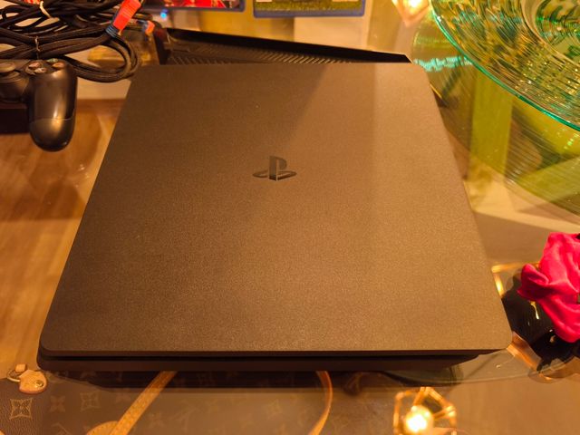 Ps4 Slim 500G como nueva.