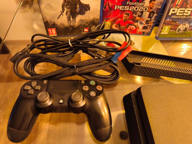 Ps4 Slim 500G como nueva.