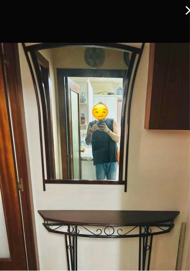 Mesa Recibidor y espejo metálicos