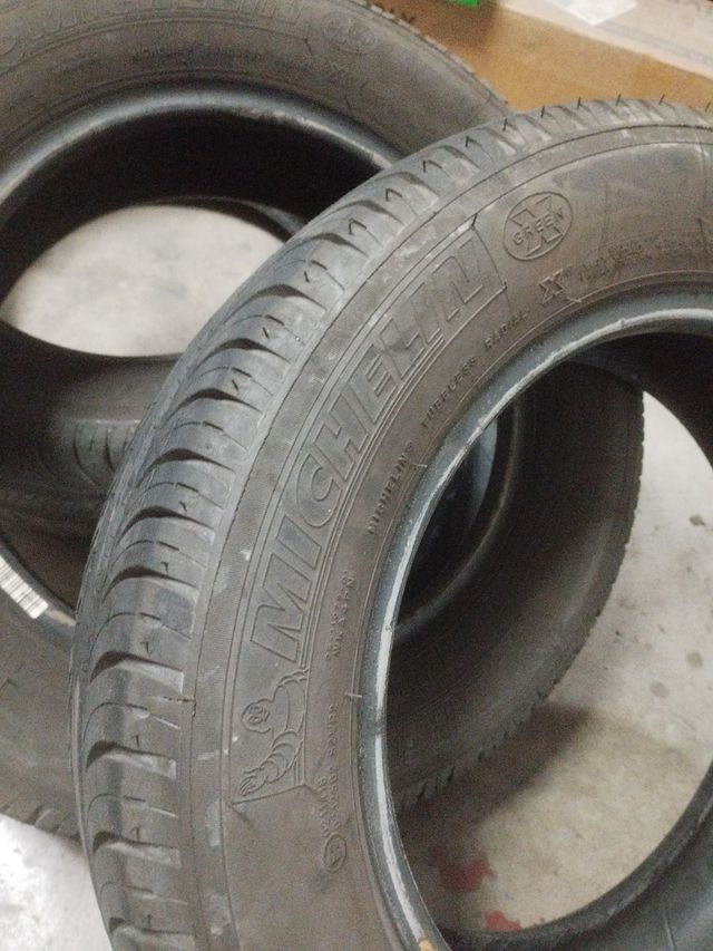 3 Neumáticos 175/65 R14 usados