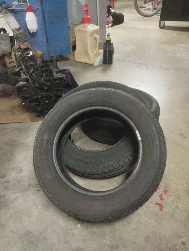 3 Neumáticos 175/65 R14 usados