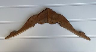 Copete madera tallada antiguo