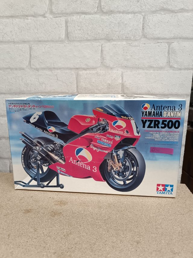 Maqueta Moto Yamaha YZR500 Antena 3 Tamiya 1/12