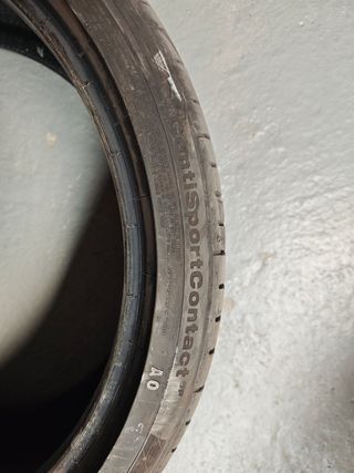 Continental 235/35R19