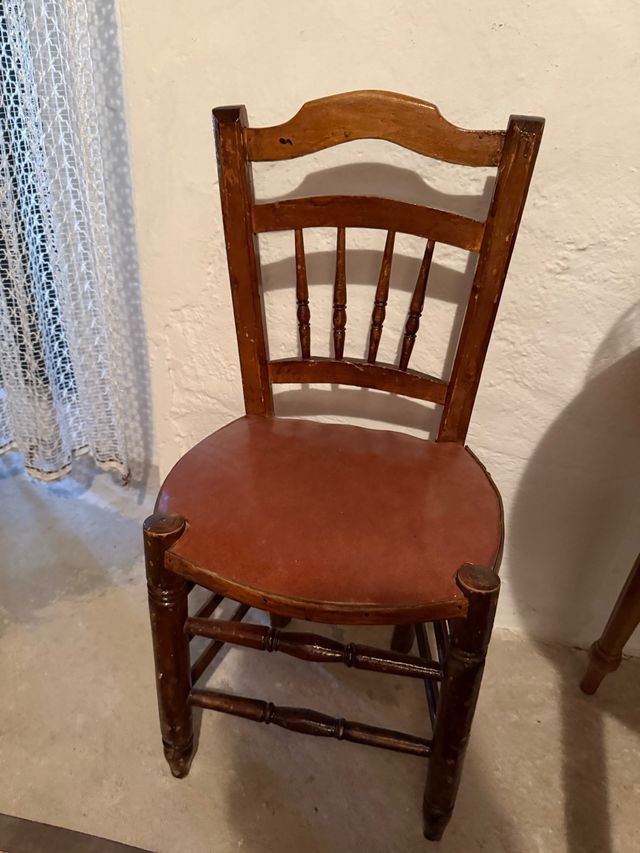 Sillas madera antiguas