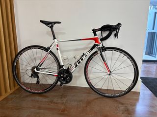 Bicicleta Cube Agree GTC PRO