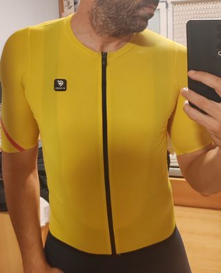 Maillot ciclismo Pissei amarillo y negro talla M