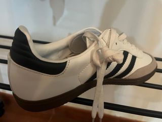 Zapatillas Adidas Samba
Talla 42/5