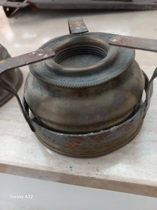 Lumi a petrolio antichi