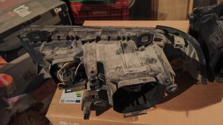 Faro bmw e36 lado copiloto (derecho)