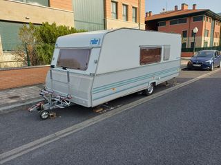 Caravana Roller 420