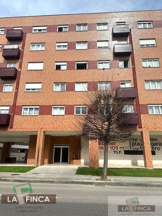 Piso en venta en Montevil en Gijón
