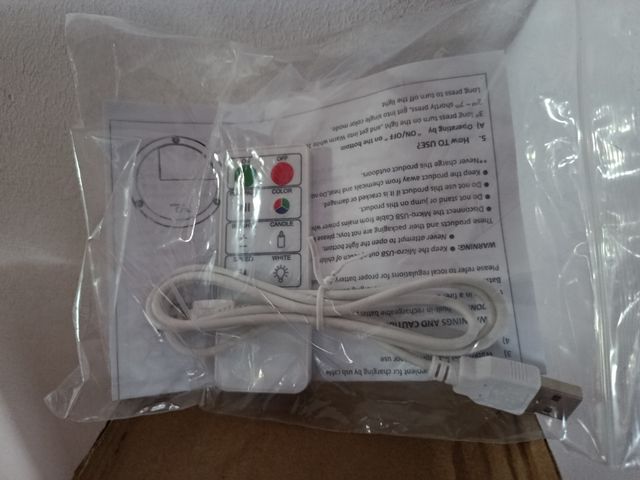 Lámpara LED portátil blanca