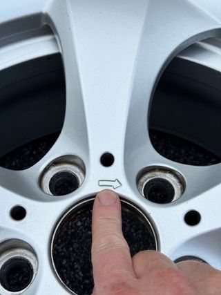 4 Ruedas BMW E90 - Llantas y Neumáticos