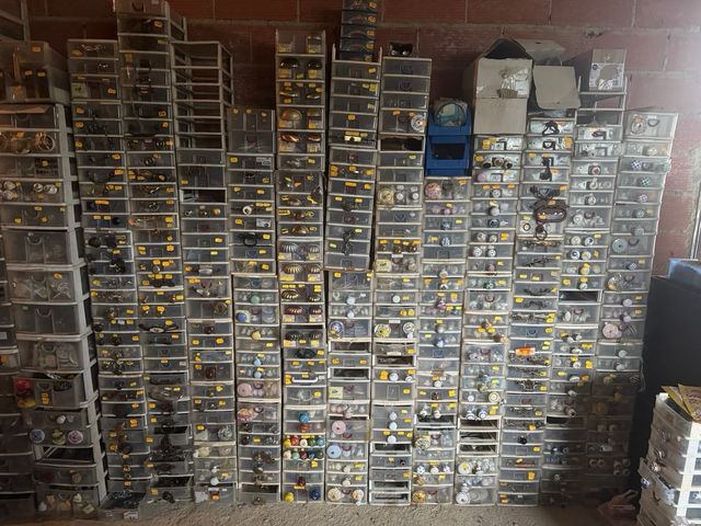 Pomos restos de tienda