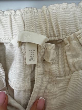 Vaqueros H&M beige - Talla L