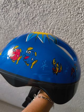 Casco bici niño - peces