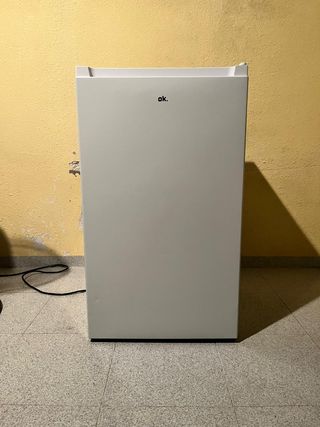 Nevera OK. Mini-frigorífico