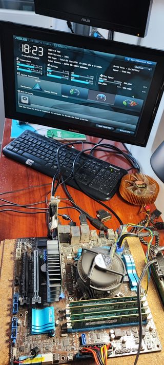 Placa-mãe ASUS P8P67-M PRO LGA 1155