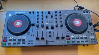 Numark NS4FX - Consola DJ Gris