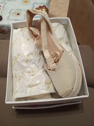 Zapatos esparto beige