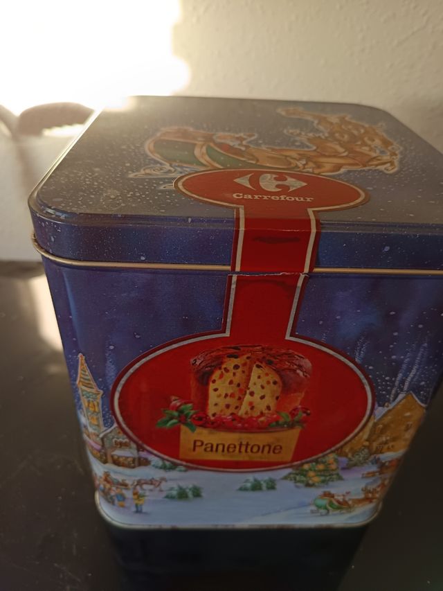 Caja metal Navidad Carrefour vintage