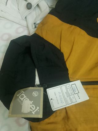 Chándal deportivo negro y amarillo  vintage