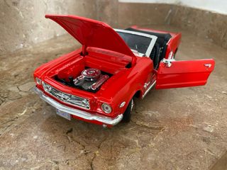 Ford Mustang 65 rojo 1/18